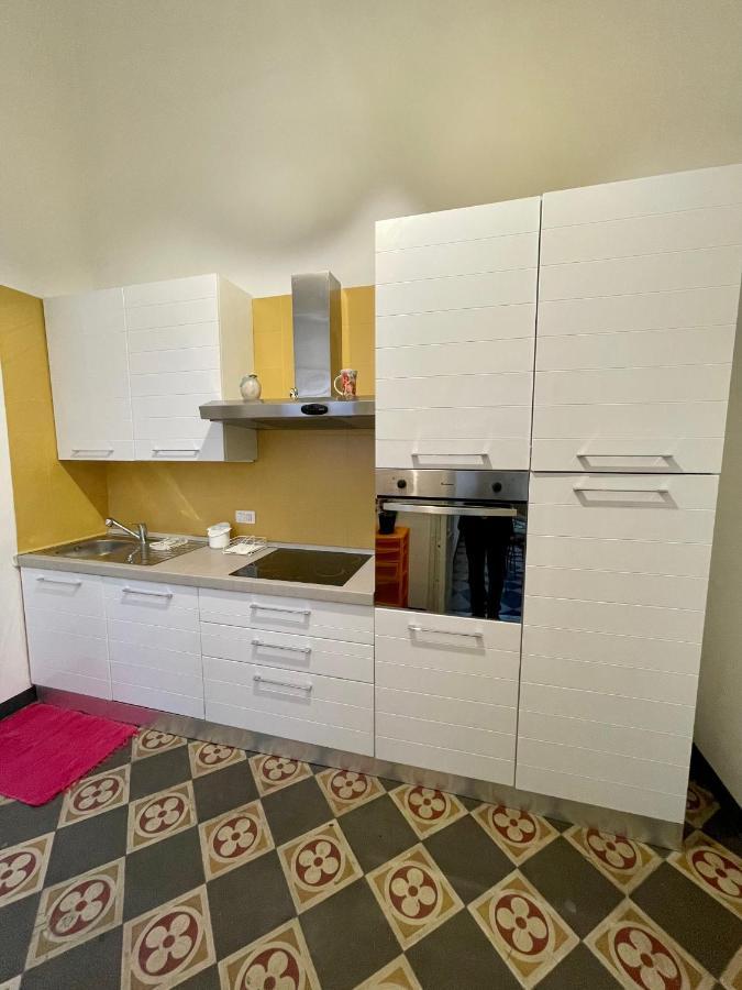 4 Balconi House-Appartamento Salentino Nel Centro Di เลชเช ภายนอก รูปภาพ